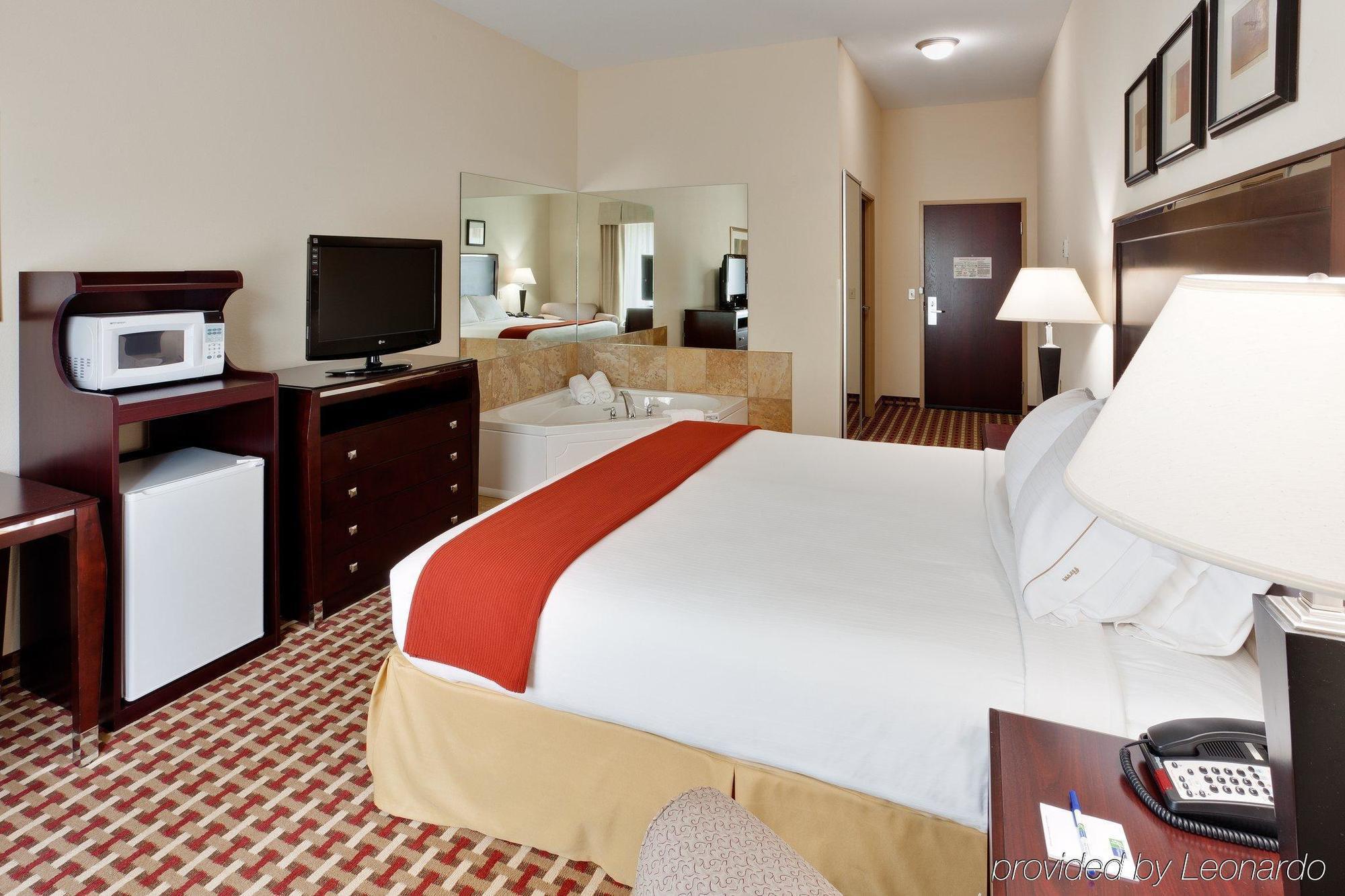 Holiday Inn Express & Suites White Haven - Poconos, An Ihg Hotel חדר תמונה